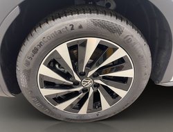 T-Roc Life 1.5 l eTSI OPF  DSG ACC AUT Kam. Navi