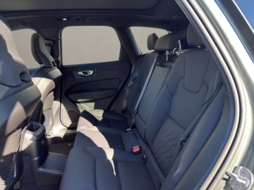 XC60 T8 AWD Plus Dark PHEV Gewerbe Aktion – Bild 15