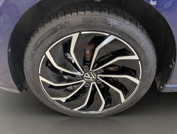 Golf VIII 1.5 eTSI Move ACC AUT Kam. Navi LED LM