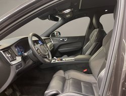 XC 60 B5 (Diesel) Ultimate Dark ACC AHK AUT Kam.