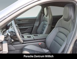 Taycan Sport Turismo InnoDrive Surround-View LED