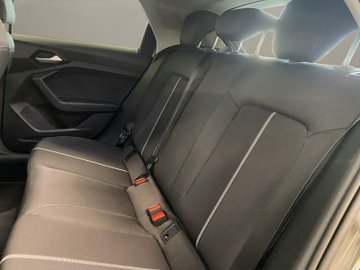 A1 Sportback 25 1.0 TFSI S-Line S-line AUT LED – Bild 15