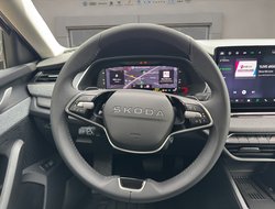 Octavia Combi 2.0 TDI DSG Tour AHK Navi HUD Kessy