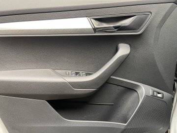 Karoq 1.5 TSI ACT Tour ACC AUT Kam. Navi Virtual – Bild 9