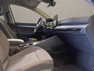 Golf VIII Variant 1.5 eTSI  W Life ACC AHK AUT – Bild 18