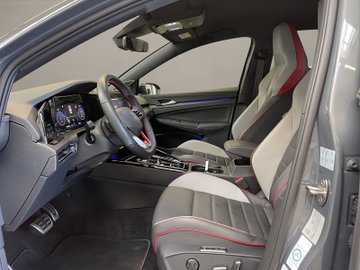 Golf VIII 2.0 TSI GTI Clubsport AUT Leder Navi – Bild 8