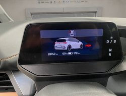 Born 150 W ACC AUT Kam. Navi Sportp. Virtual LED