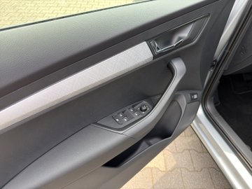 Karoq 2.0 TDI DSG Balance ACC AHK Navi LED – Bild 14