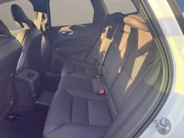 XC60 T8 AWD PHEV ULTRA DARK ACC|AUT|Kam.|Navi|LM – Bild 15