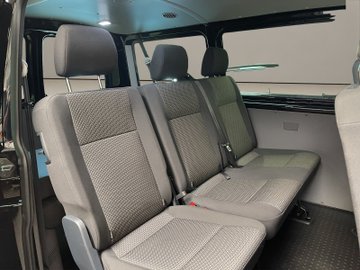 T6.1 Transporter Kombi 2.0 TDI FWD AUT Navi PDC – Bild 15