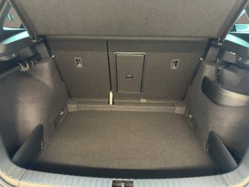 Karoq 2.0 TDI Sportline DCC ACC AHK AUT Kam. LED – Bild 17