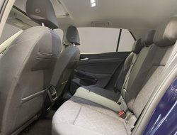 Golf VIII 1.5 eTSI Life ACC AUT Navi Pano LED LM