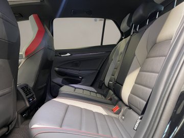 Golf VIII 2.0 TSI W GTI DCC IQLight ACC AUT Kam. – Bild 16