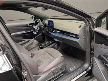 ID.5 4Motion GTX W mit Infotainment-Paket DCC LM – Bild 17