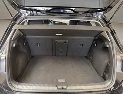 Golf VIII 1.5 eTSI Style IQLight ACC AHK AUT LED