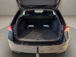 Octavia Combi Tour ACC AHK Navi 360° eHeck Matrix