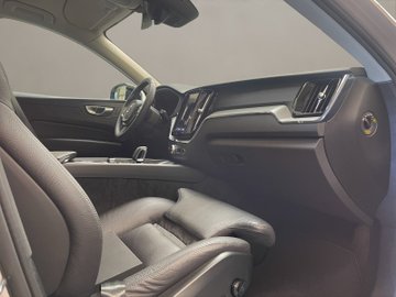 XC60 B4 (Diesel) Plus Dark ACC|AHK|AUT|Kam.|Navi – Bild 18