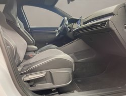 Golf VIII 2.0 TDI R-Line R-Line IQLight AUT Kam.