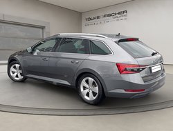 Superb Combi 2.0 TDI Style ACC AUT Kam. Navi LED