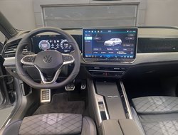 Passat Variant 1.5 TSI e W R-Line Pano R-Line LM