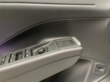 T-Roc e TSI R-Line DSG IQLight Black-Style – Bild 10