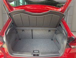 Ibiza 1.0 TSI FR ACC FLA SHZ LM LED KeyLess PDC