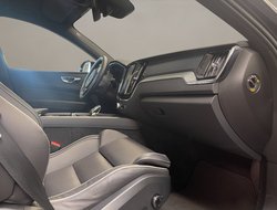 XC60 B5 Plus Black Edition ACC AHK AUT Kam. Navi