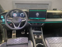 Tiguan 2.0 TSI 4Motion W R-Line DCC Pano R-Line