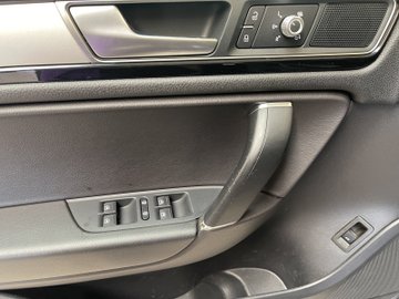 Touareg 4Motion 3.0 BMT V6 TDI Terrain Tech Pano – Bild 10