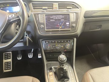 Tiguan 2.0 TDI BMT ACT Sound Pano ACC AHK Kam. – Bild 15
