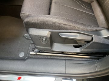Q3 Sportback e-hybrid 1.5 200kW Pano S-line AHK – Bild 10