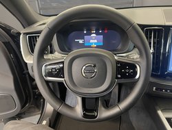 XC60 B5 Ultimate Black Edition ACC AUT Kam. Navi