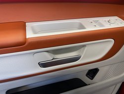 ID.Buzz Bus W Pro IQLight ACC AHK AUT Kam. Navi