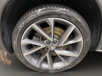 Kodiaq 2.0 TDI 4x4 Sportline DCC AHK AUT Kam. LM – Bild 7