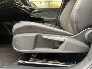 ID.4 Pro Performance W mit Infotainment-Paket LM – Bild 10