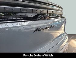 Macan 4S BOSE LED-Matrix Panorama LED-Matrix