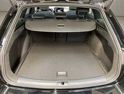 Leon Sportstourer 1.5 eTSI FR Black Edition LM