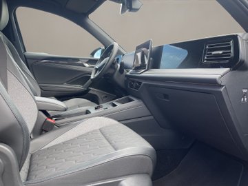 Tiguan 1.5 eTSI W Goal IQLight ACC AHK AUT Kam. – Bild 18