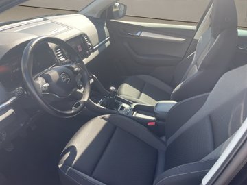 Karoq 1.0 TSI Tour Kam. Navi Virtual KeyLess LED – Bild 7