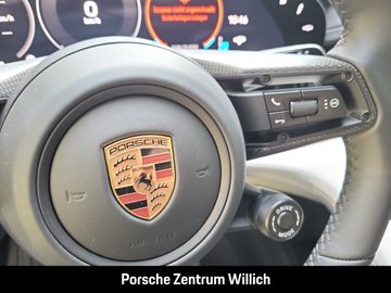 Taycan GTS InnoDrive Rückfahrkamera Head-Up BOSE – Bild 14