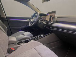 Golf VIII 1.5 eTSI W Style ACC AUT Kam. Navi HUD