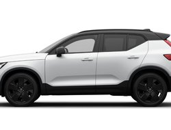 XC40 B3 Plus Black Edition ACC AUT Kam. Navi 360