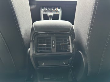 Karoq 2.0 TDI Sportline DCC ACC AHK AUT Kam. LED – Bild 16