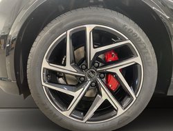 Q6 e-tron quattro W S-Line business S-line ACC