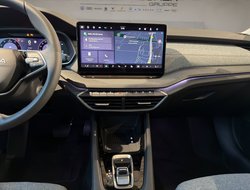 Octavia Combi Tour ACC AHK Navi 360° eHeck Matrix