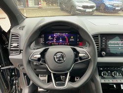 Karoq 1.5 TSI ACT Sportline DCC ACC AUT Kam. LED