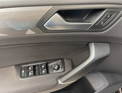 Touran 2.0 TDI BMT IQ.DRIVE Pano ACC AHK Navi LM