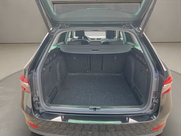Superb Combi 2.0 TDI Style ACC AUT Navi Virtual – Bild 16