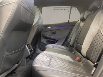 Golf VIII 1.5 eTSI R-Line DCC NaviPro R-Line ACC – Bild 15