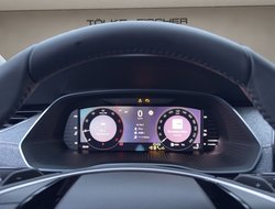 Octavia Combi 2.0 TDI DSG ACC AHK Navi eHeck LED